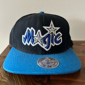 Nostalgia Co. Mitchell & Need SnapBack, Orlando Magic, Adjustable Fit